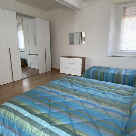 Casa Vacanza Amelia Bosisio Parini Eksteriør billede