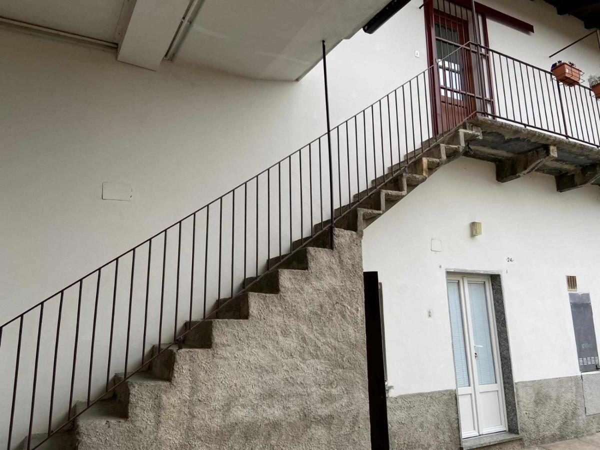 Casa Vacanza Amelia Bosisio Parini Eksteriør billede